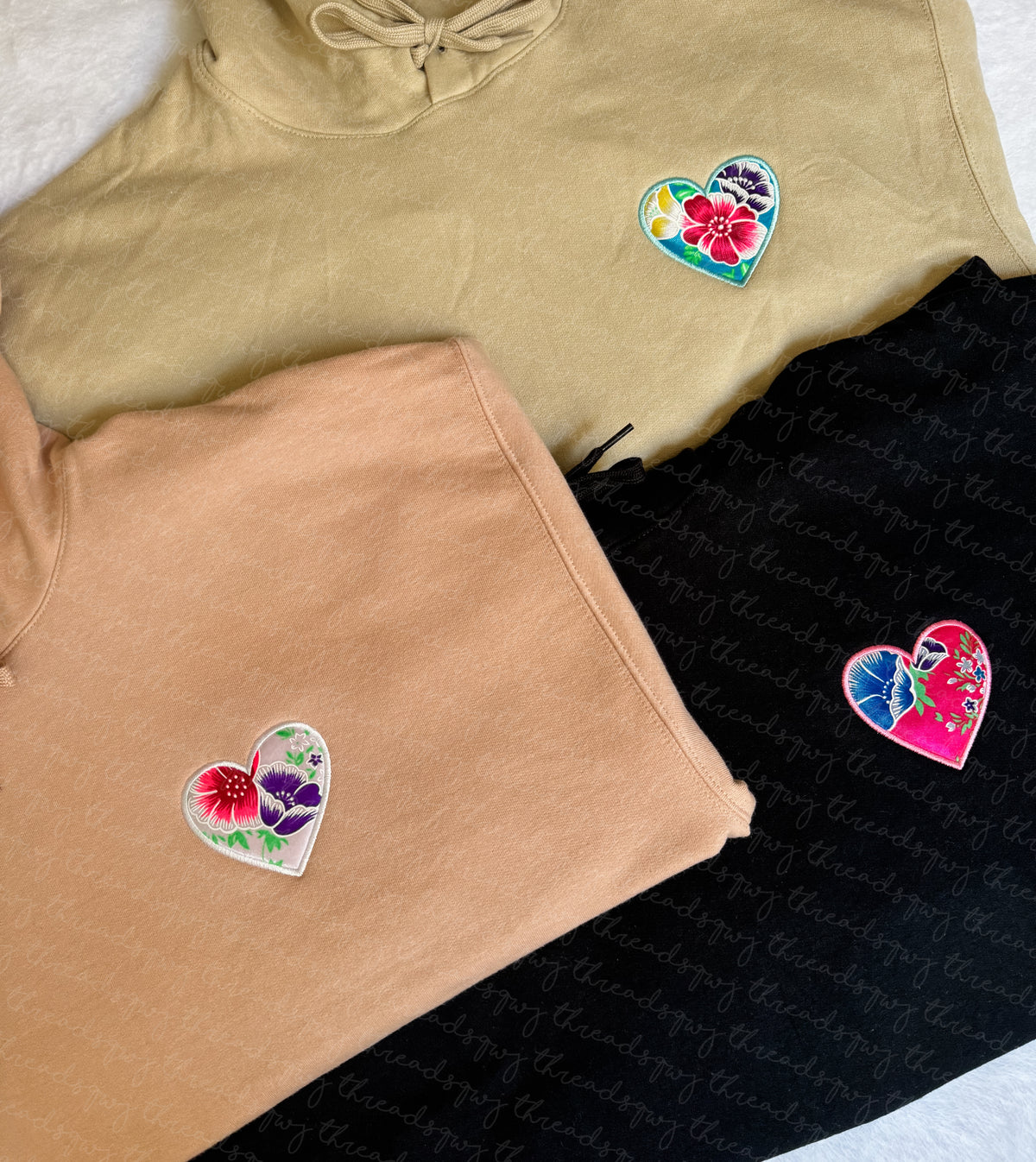 "Kuv Hlub Koj" Retro Heart CUSTOMIZATION Hoodie (PRE-ORDER)